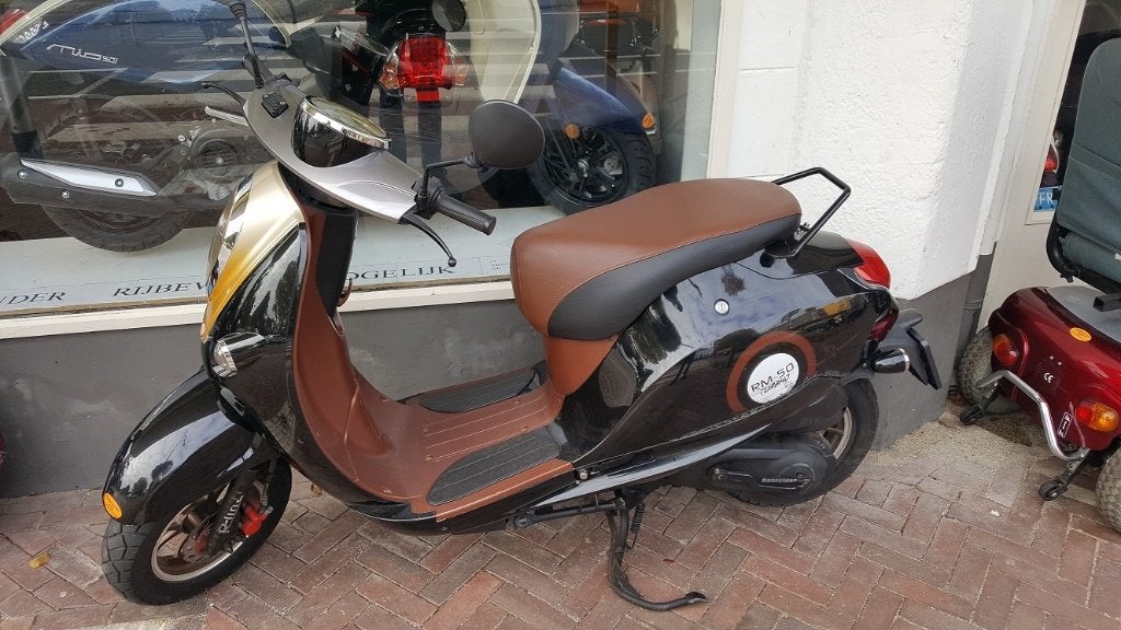 Turbho L1e Zwart 895 brom bij Scooterforyou, Zwolle, Ophalen, Gebruikt, Overige modellen, Maximaal 45 km/u