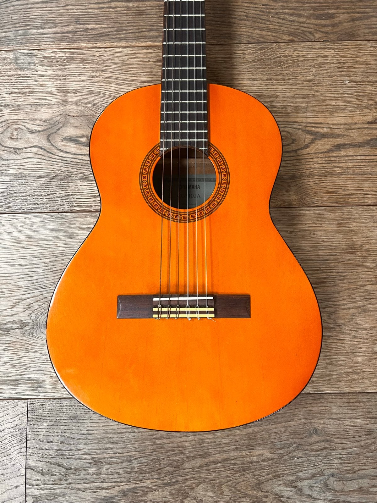 Yamaha akoestische gitaar in goede staat, Ophalen of Verzenden, Gebruikt, Klassieke of Spaanse gitaar