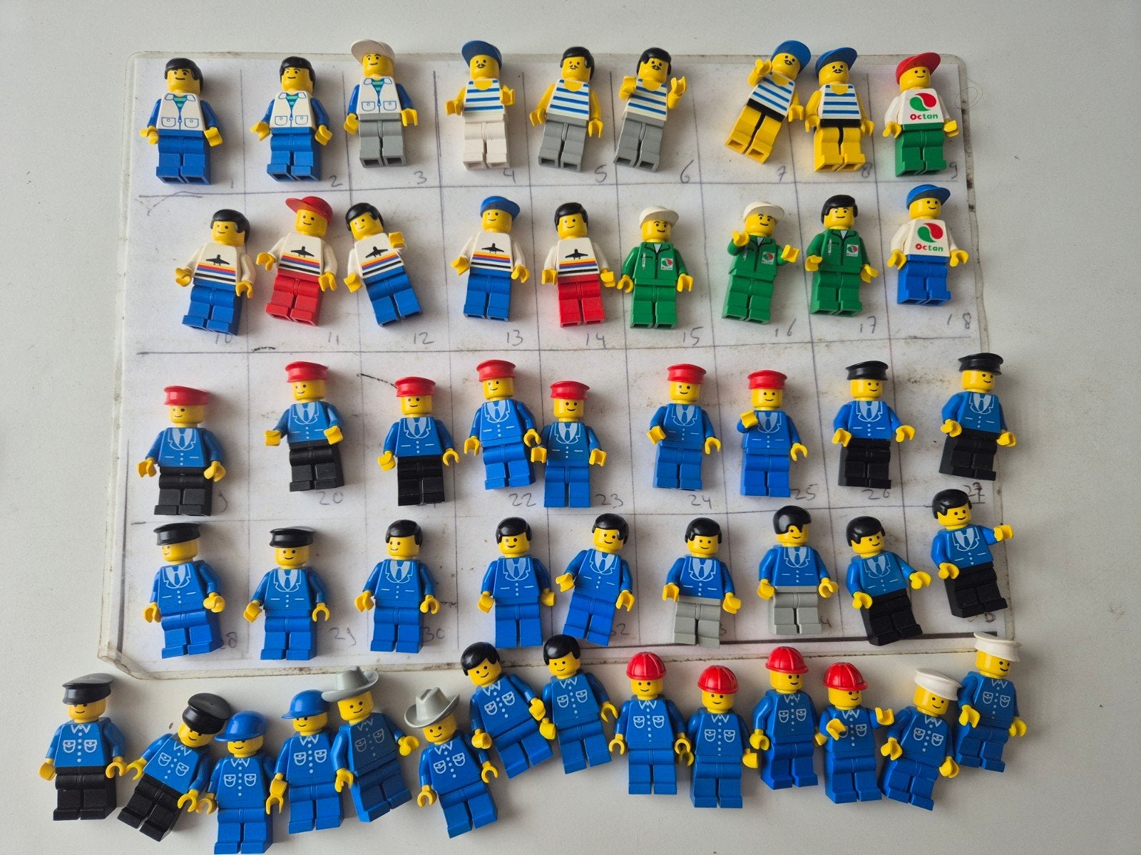 lego vm 3 div vintage man poppetjes trein paradisa vliegtuig, Ophalen of Verzenden, Nieuw