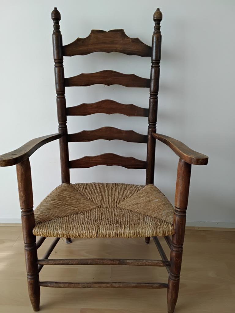 Biezen stoel, Ophalen