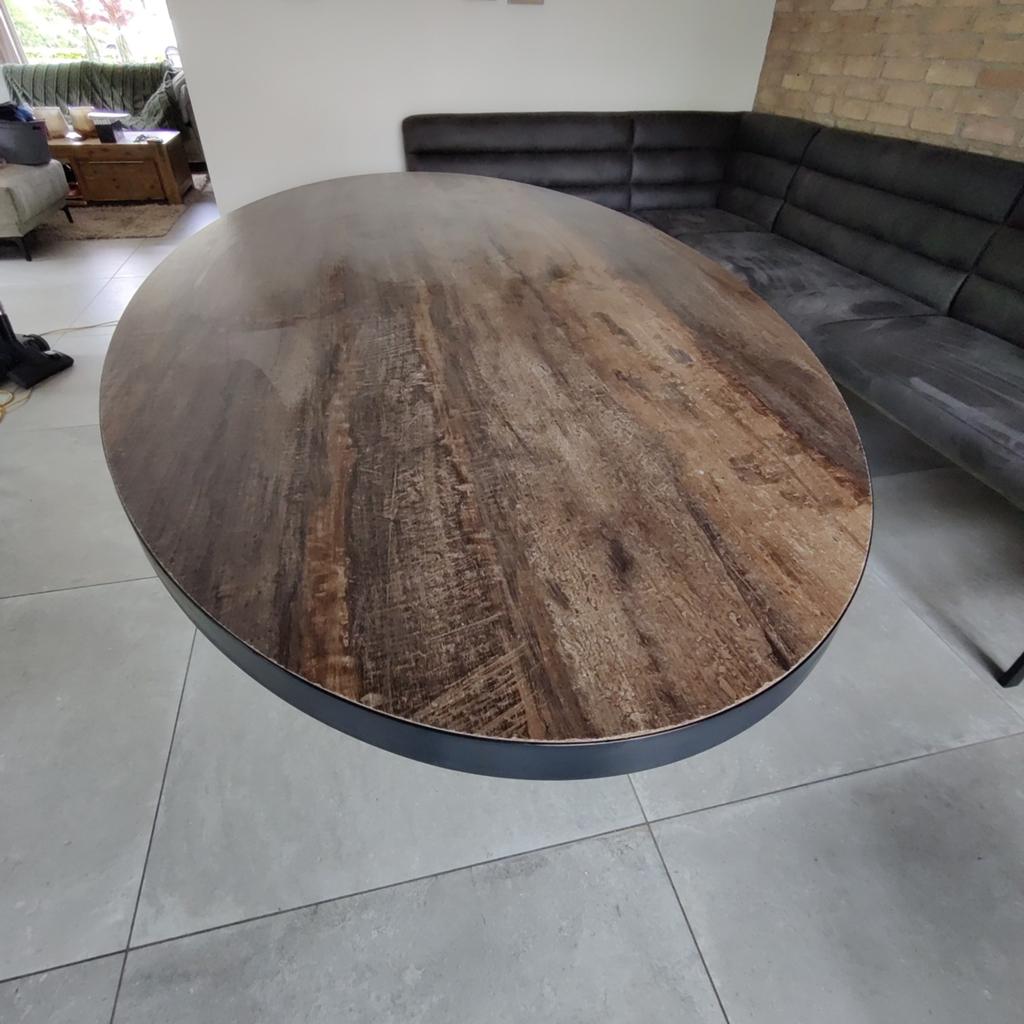 Ovale eettafel met metalen onderstel, Gebruikt, 100 tot 150 cm, 200 cm of meer, Vijf personen of meer