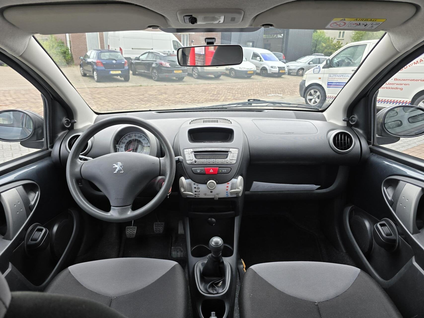 Peugeot 107 1.0 Blue Lease Airco/5-deurs/AUX/Stuurbekr., Voorwielaandrijving, Euro 5, Stof, Gebruikt