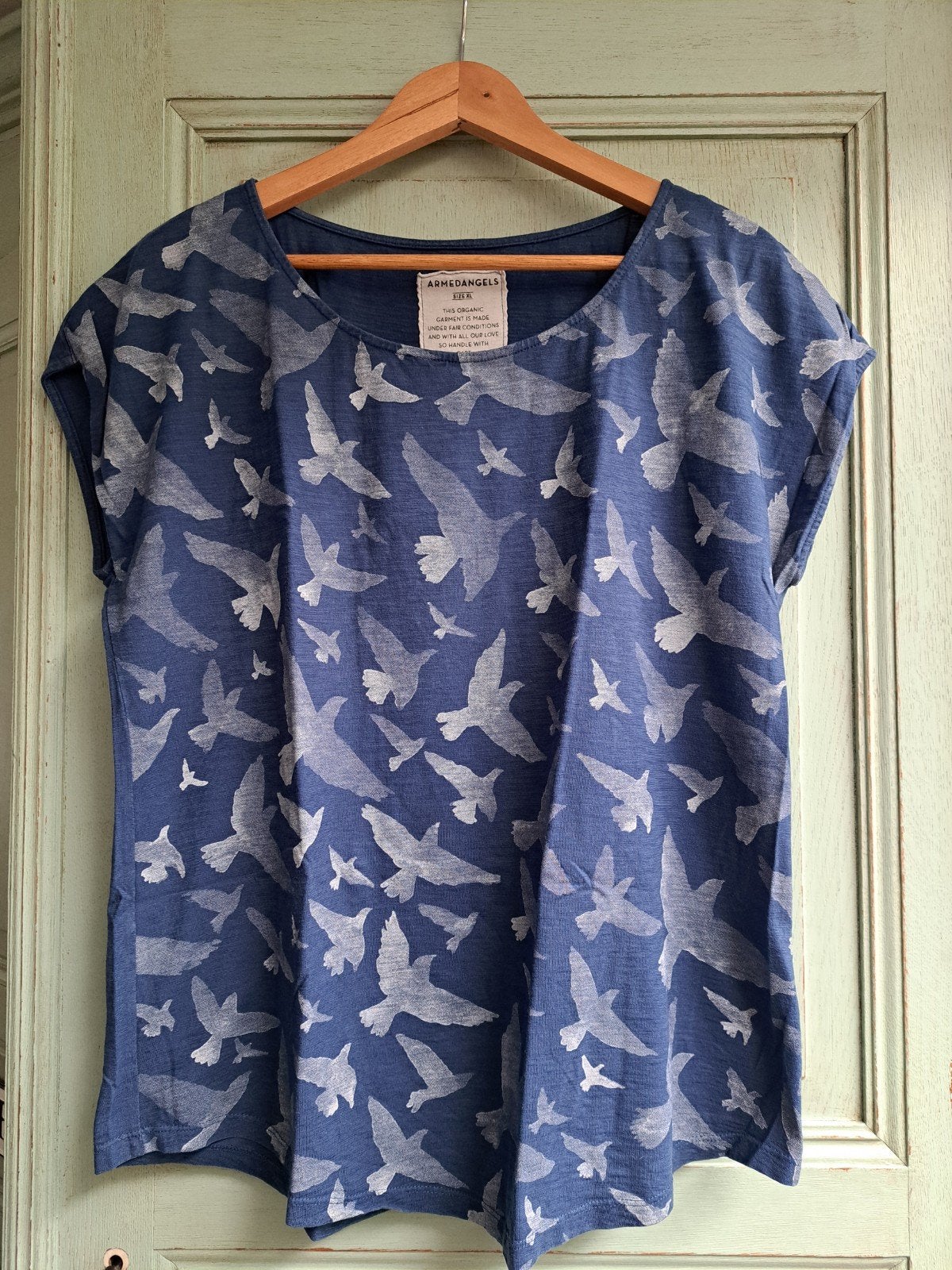 Armed Angels T-shirt Vogelprint Maat XL, Blauw, Maat 46/48 (XL) of groter, Ophalen of Verzenden, Gedragen