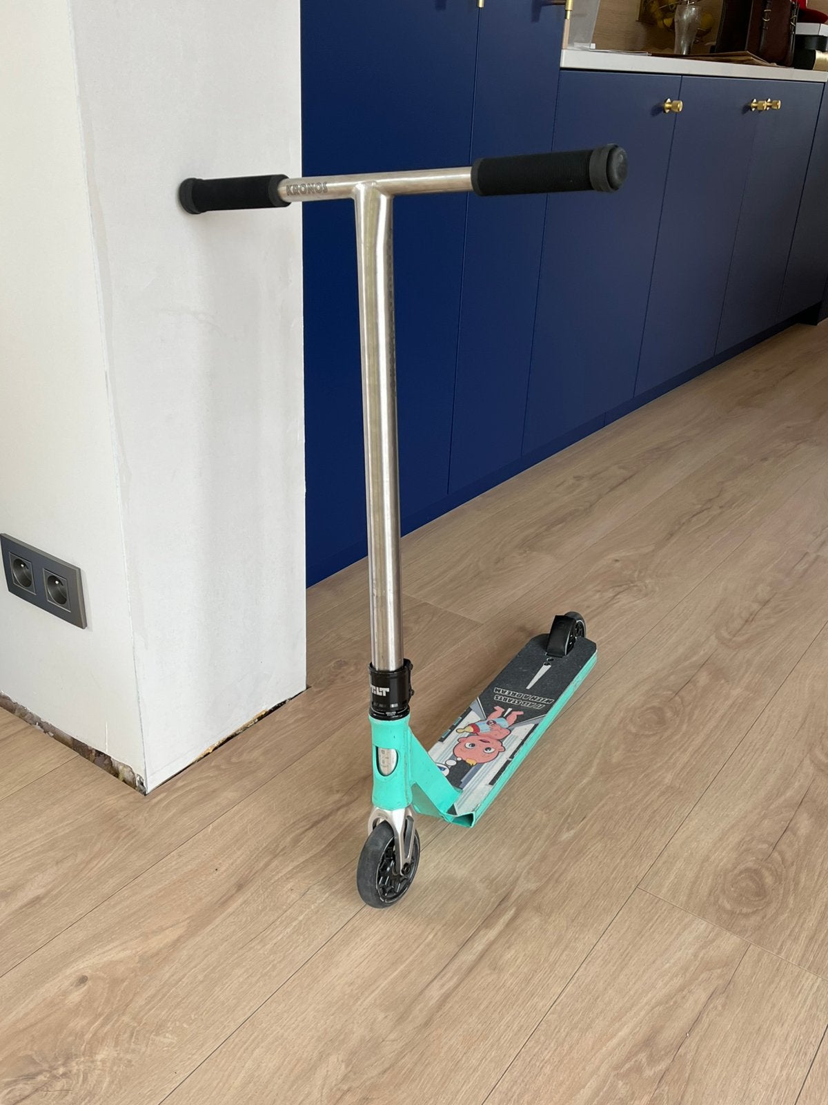 Custom stuntstep, Fietsen en Brommers, Ophalen of Verzenden, Zo goed als nieuw, Gewone step