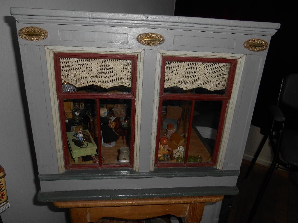 schitterend antiek poppenhuis rond 1900 met verlichting, Ophalen