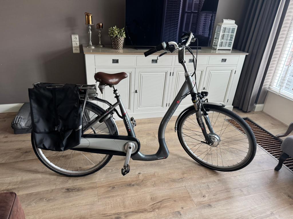 Stella Nantes Elektrische Fiets Met Extra Lage Instap, Fietsen en Brommers, Elektrische fietsen, Overige merken, Ophalen of Verzenden