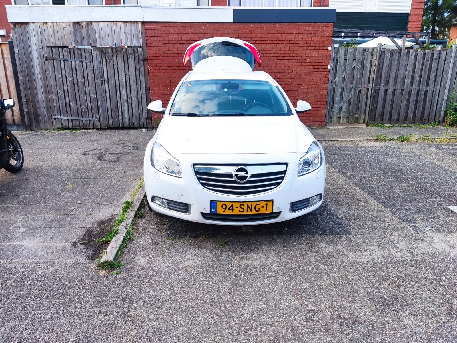 Opel Insignia 1.4 Turbo 103KW Sports Tourer 2011 Wit, 4 cilinders, Leder en Stof, Wit, Stationwagon