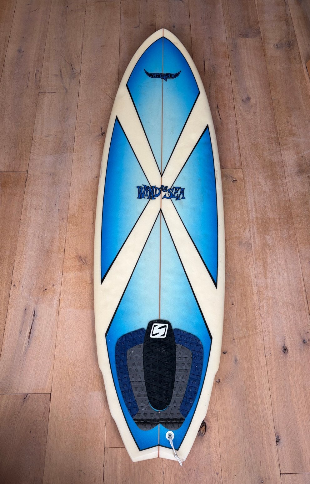 Surfboard Wind & Sea San Diego Shortboard 6'1 20 3/4 x 2 3/8, Ophalen of Verzenden, Gebruikt, Shortboard, Met koord