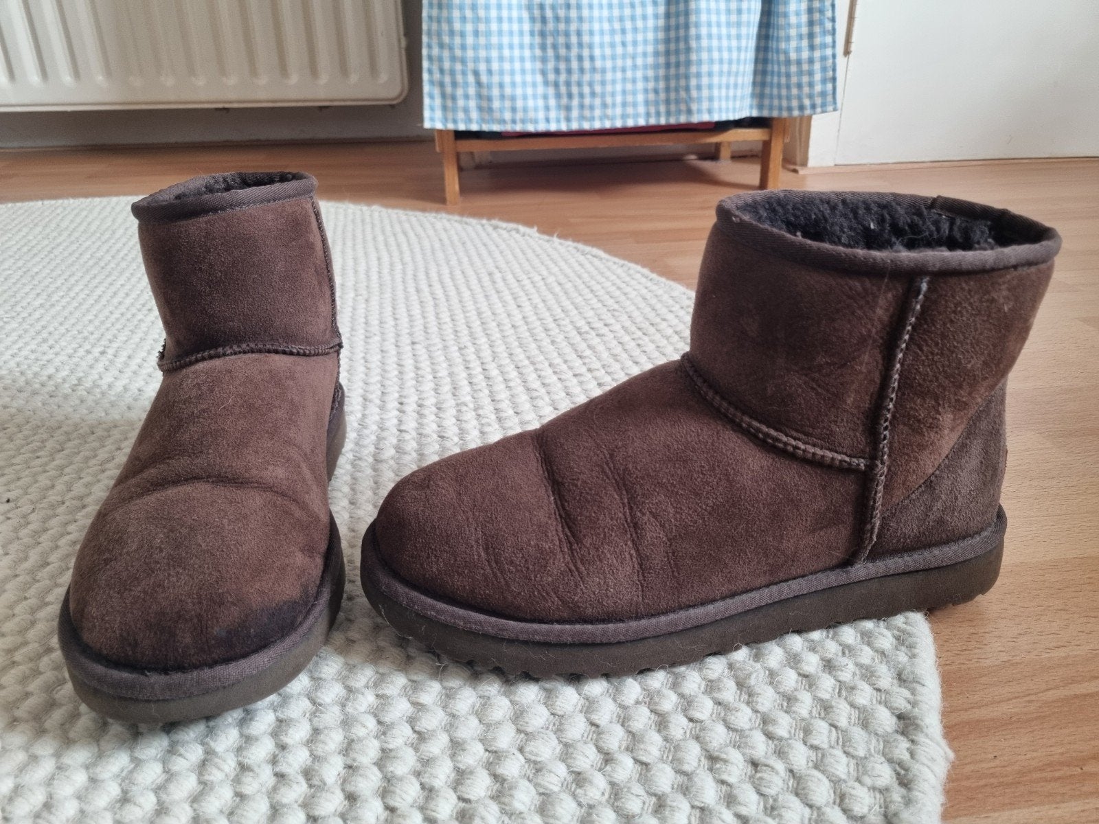 Originele UGGs maat 38 - kunnen nog een ronde mee, Kleding | Dames, Schoenen, UGG, Bruin, Lage of Enkellaarzen, Ophalen of Verzenden