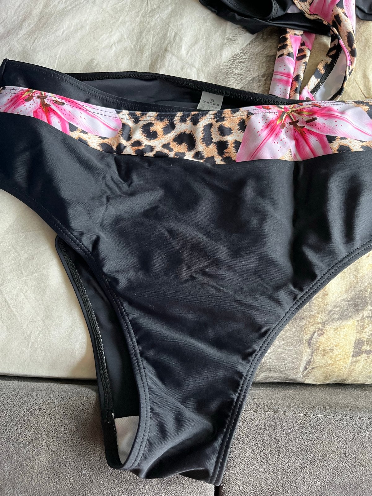 Nieuwe bikini maat 46 - nooit gedragen, Ophalen of Verzenden, Nieuw, Meerkleurig, Bikini