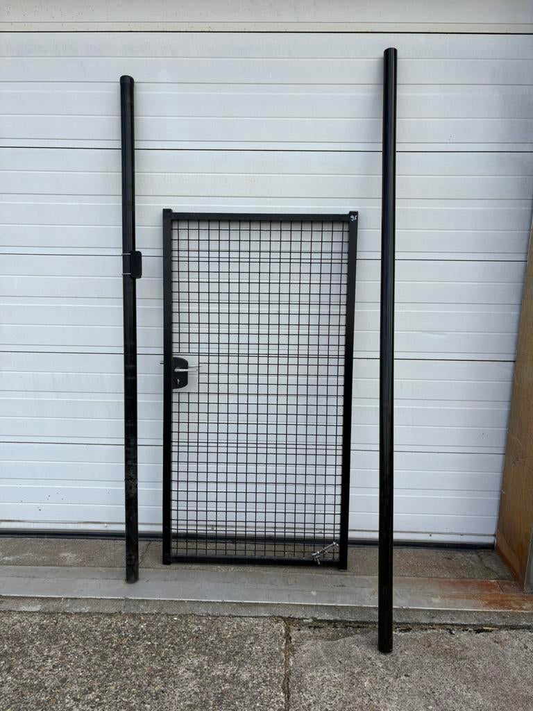 Tuinpoort looppoort 1m doorgang 1,8m hoog, Tuin en Terras, Tuinpoorten, Ophalen, 100 tot 150 cm, Zo goed als nieuw, Draaipoort