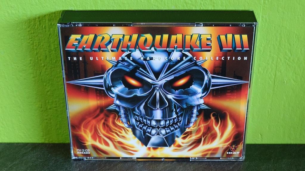 Earthquake VII - The Ultimate Hardcore Collection - ID&T, Cd's en Dvd's, Cd's | Dance en House, Gebruikt, Overige genres, Ophalen of Verzenden