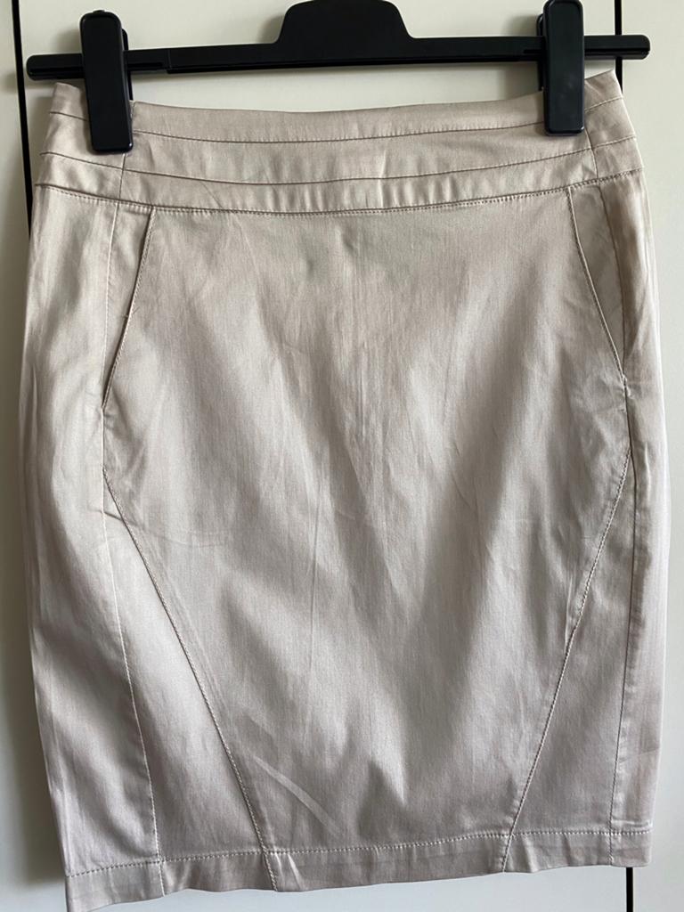 Stradivarius mini-rok maat 40 beige, Maat 38/40 (M), Beige, Ophalen of Verzenden, Zo goed als nieuw