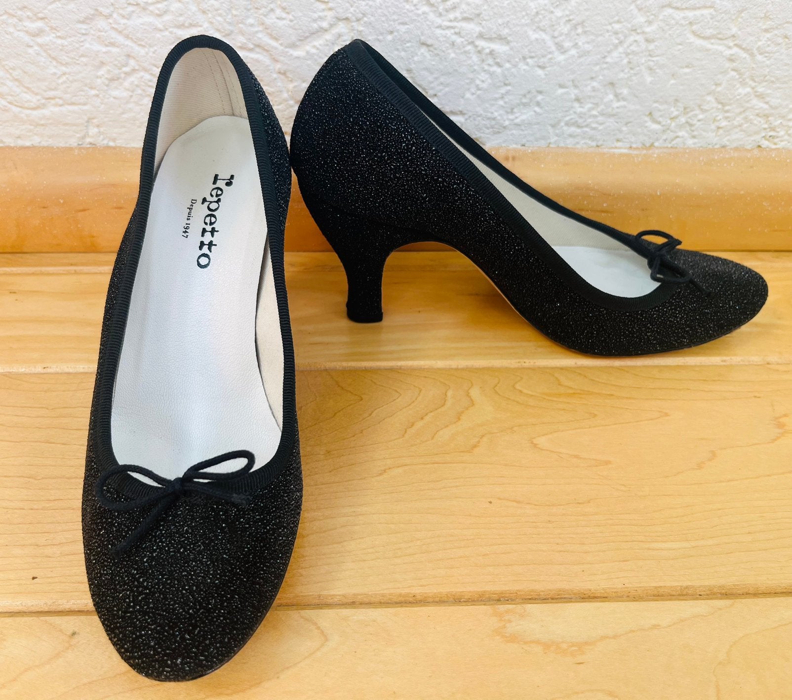 Repetto pumps maat 37 1/2 Tosca glittereffect strikje neus, Pumps, Verzenden, Zwart, Zo goed als nieuw