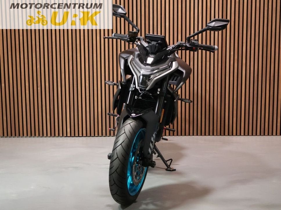 CFMOTO NK 800 Advance (bj 2026), 2 cilinders, Motorrijbewijs A, Bedrijf, Onbekend