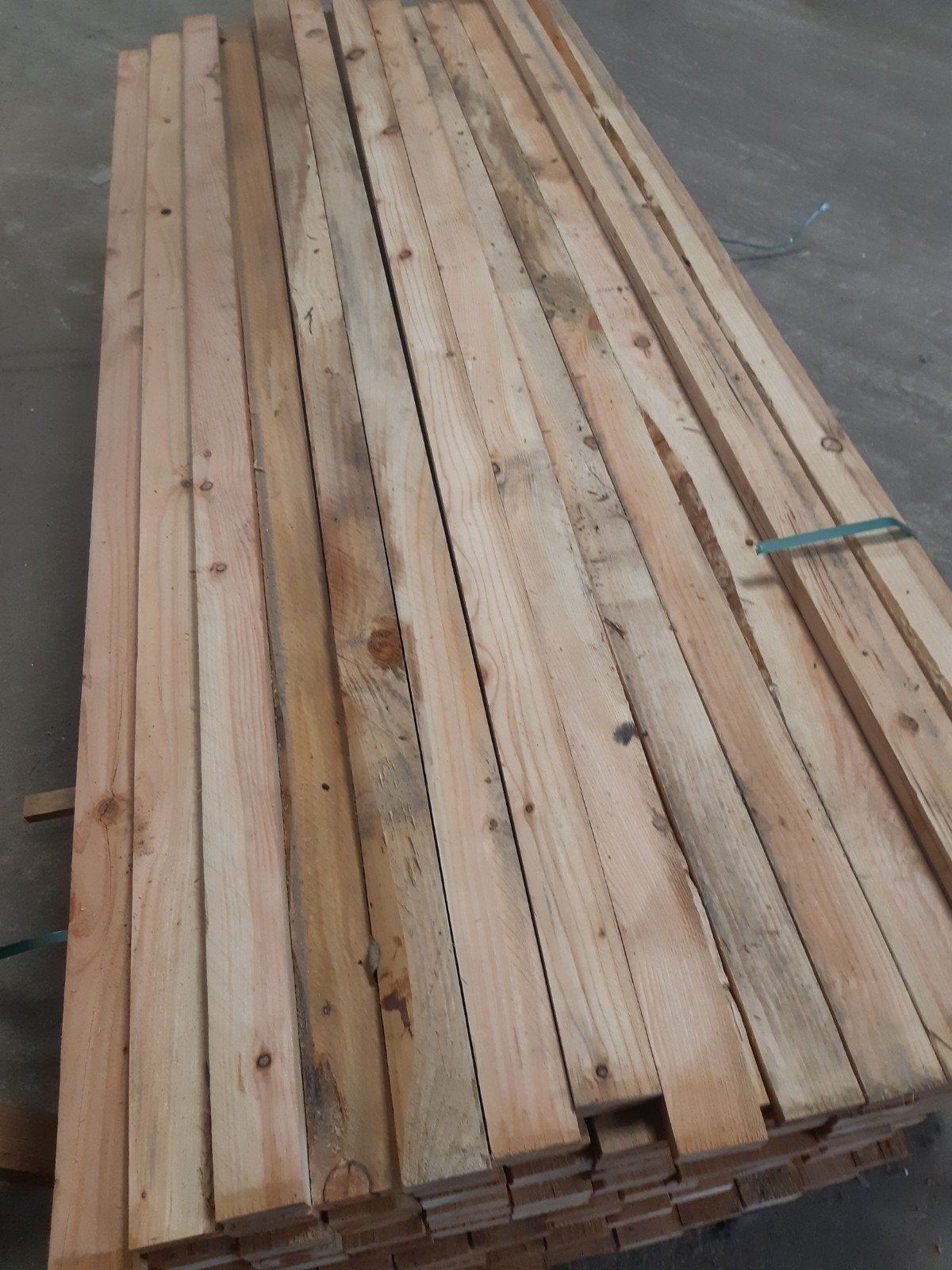Partij, 95 stuks, nieuwe Douglas kepers 30/70 mm, 2,20m1, Doe-het-zelf en Verbouw, Ophalen, Minder dan 25 mm, Nieuw, Plank