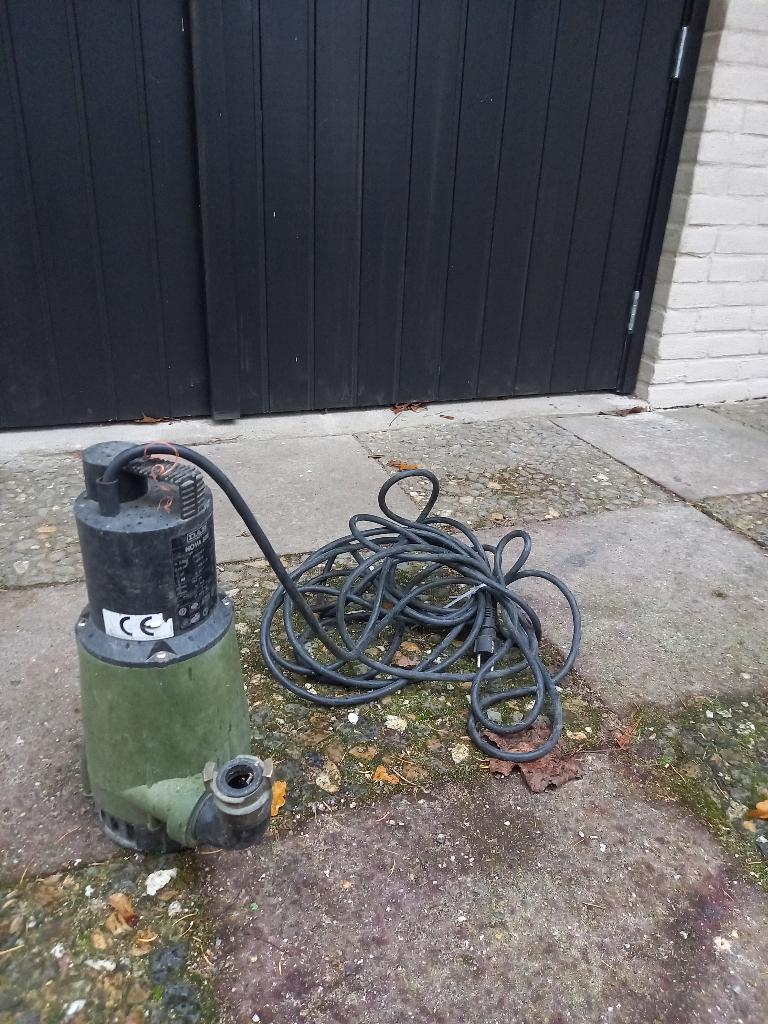 dompelpomp, Tuin en Terras, Ophalen of Verzenden, Zo goed als nieuw, Elektrisch, Dompelpomp