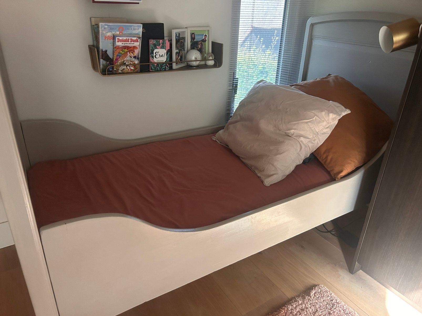 Eenpersoonsbed brocant landelijk taupe, Ophalen