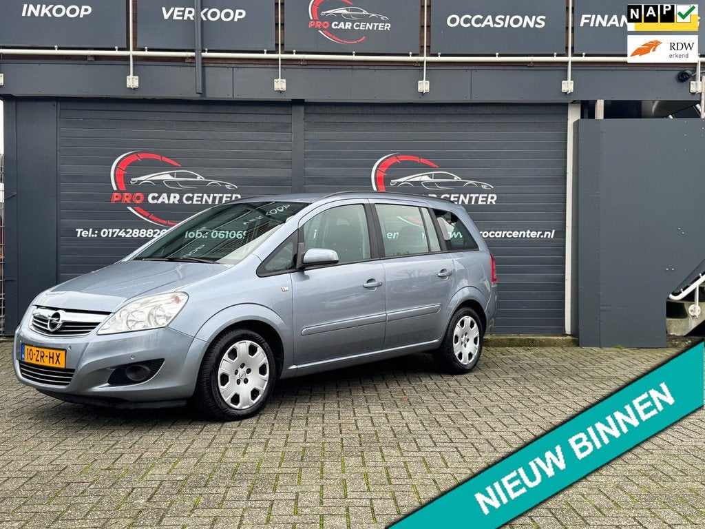 Opel Zafira 2.2 Temptation AUT|AIRCO|CRUISE|7p.|V-A PDC|NAVI, Auto's, Opel, Stof, Gebruikt, 4 cilinders, 150 pk