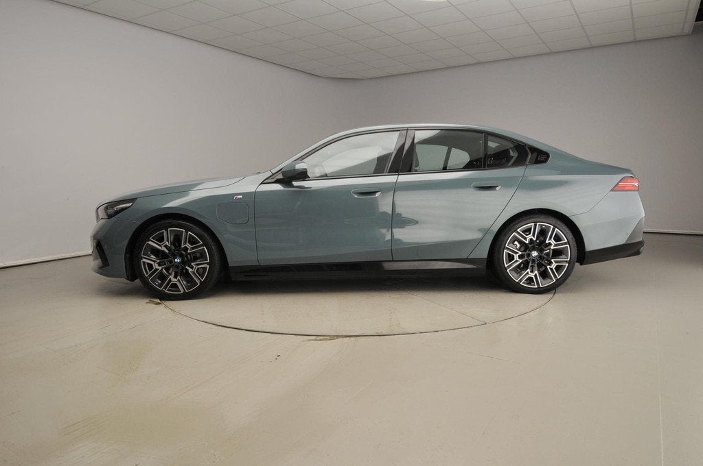 BMW 5 Serie Sedan 530e | M-Sportpakket | LED | Navigatie | A, Auto's, Automaat, 1998 cc, 4 cilinders, Met garantie (alle)