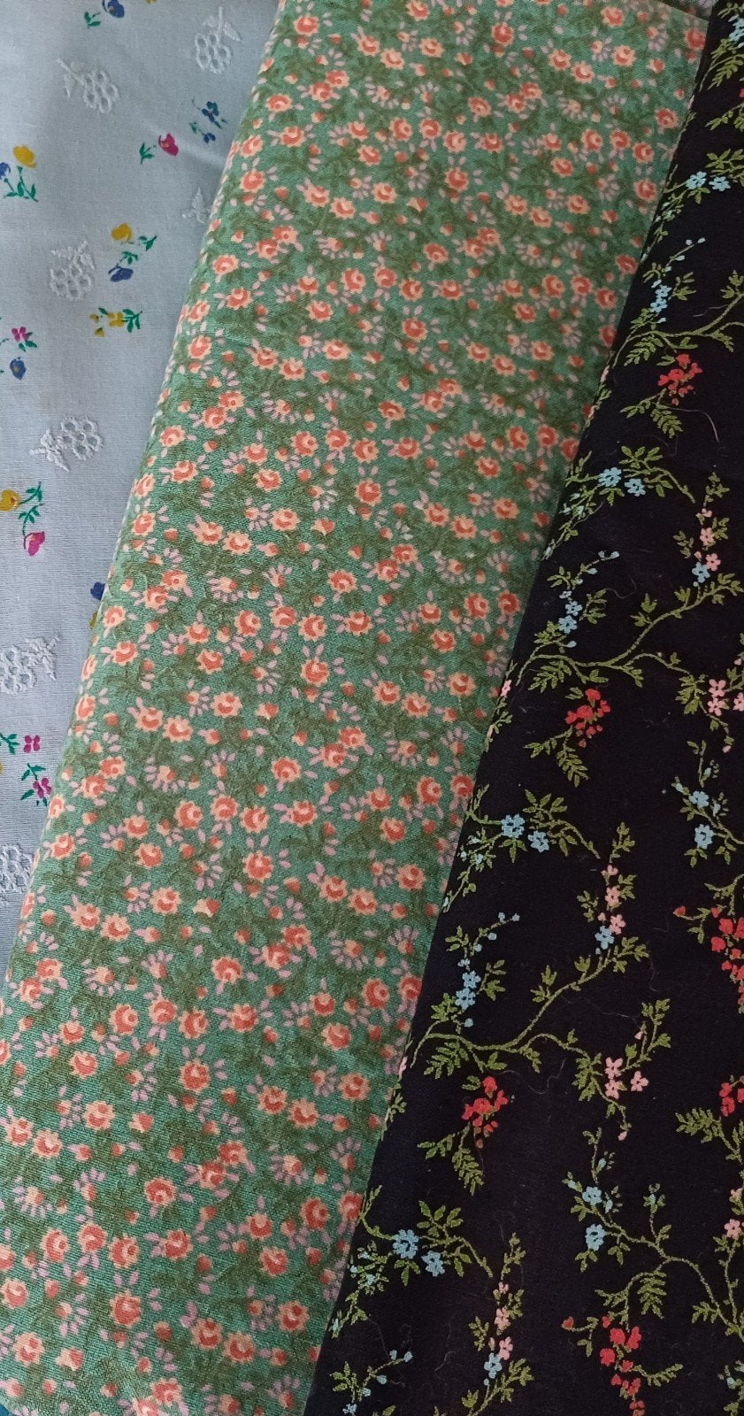 Lap stof groen bloemetjes vintage katoen, 120 cm of meer, Nieuw, Ophalen of Verzenden, Katoen