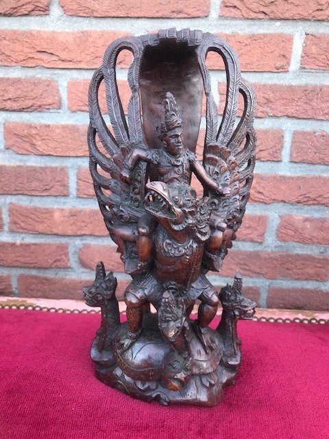 fraai Balinees oud houten beeld, Krishna en Garuda, Hout, Indonesië, Houtsnijwerk, Handgemaakt