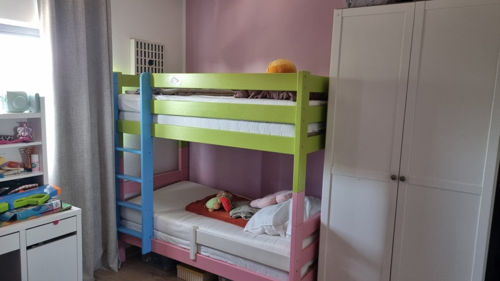Stapelbed van hout 160x80 - Ideaal voor kleine kamers, Huis en Inrichting, Slaapkamer | Stapelbedden en Hoogslapers, Ophalen, Tweepersoons