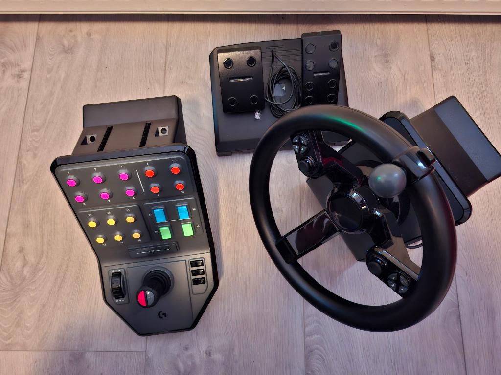 Logitech G Saitek Heavy Equipment Bundle - Farming Simulator, Computers en Software, Joysticks, Zo goed als nieuw, Ophalen of Verzenden