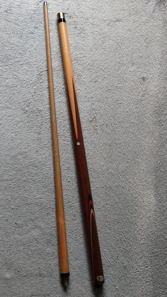 Keu, biljartkeu, snookerkeu - lengte 143cm - gewicht 446 gr, Sport en Fitness, Biljarten en Poolen, Ophalen of Verzenden, Zo goed als nieuw