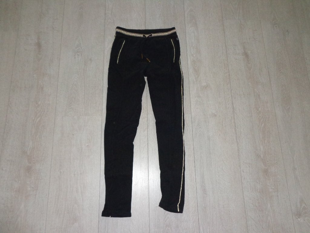 zwarte meisjesbroek met gouden bies van Persival, maat 140/, Ophalen of Verzenden, Gebruikt, Meisje, Broek