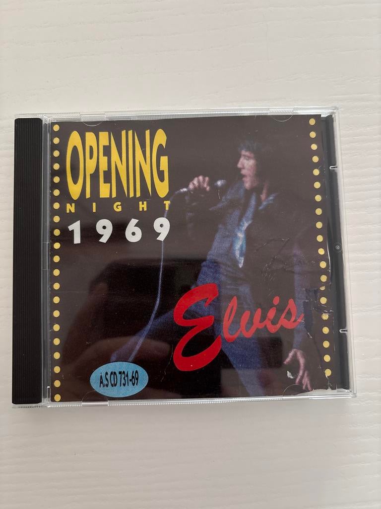 CD Elvis Bootleg - Opening Night 1969 Las Vegas, Verzamelen, Muziek, Artiesten en Beroemdheden, Ophalen of Verzenden, Zo goed als nieuw