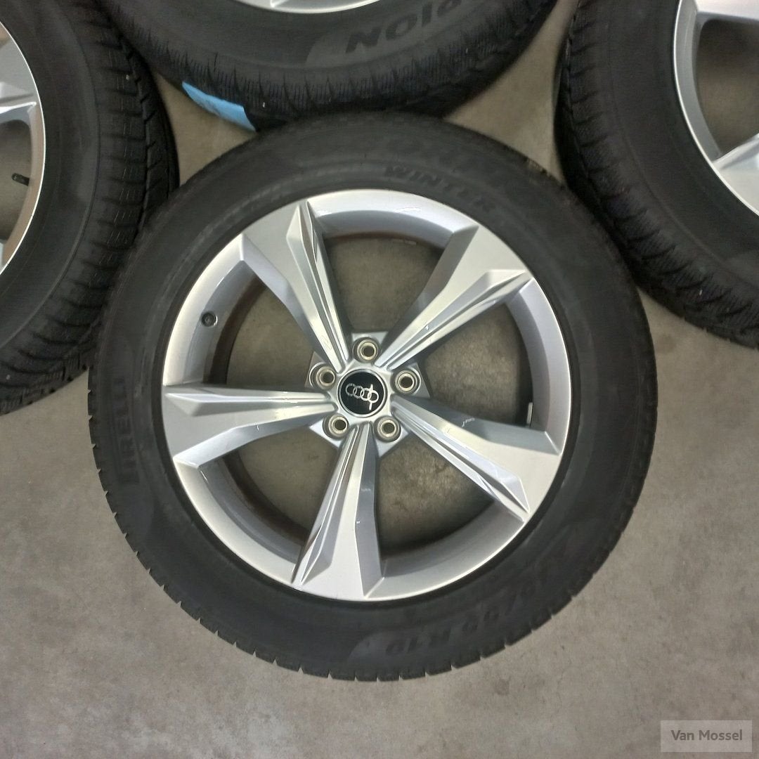 Audi Q5 Pirelli Scorpion Winter 235/55/R19 101H, 19 inch, Gebruikt, -, -