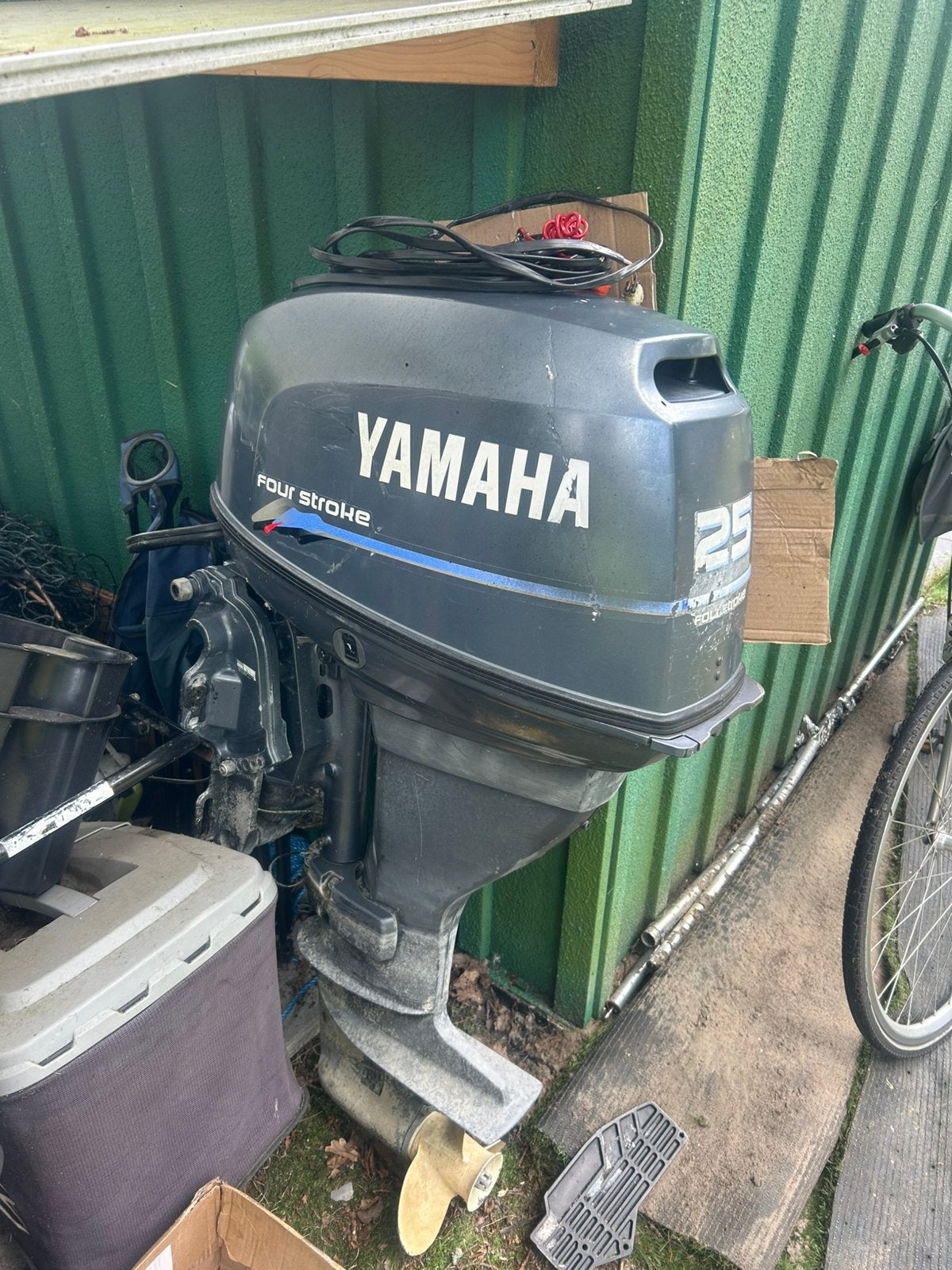25 pk Yamaha, 10 tot 30 pk, Met afstandsbediening, Ophalen of Verzenden, Zo goed als nieuw