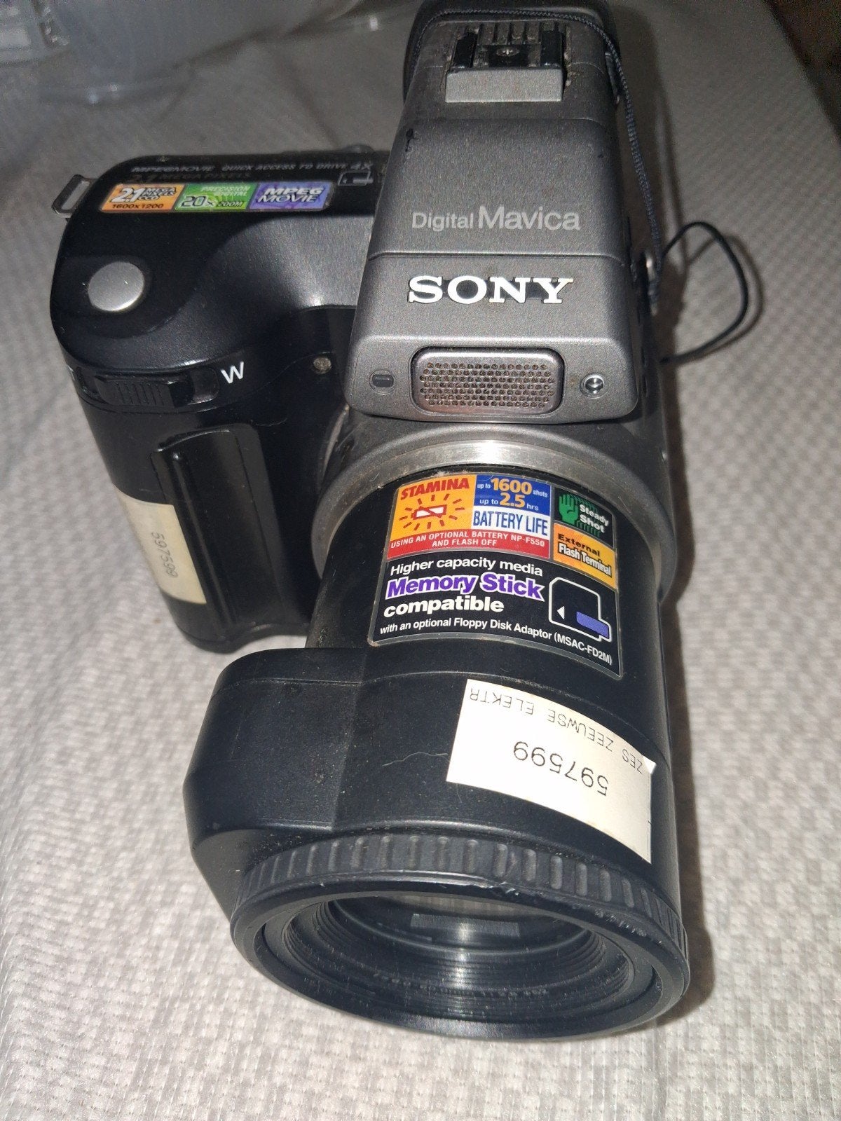 2x Sony Mavica (MFC 505 & MFD83) met floppy disk, Ingebouwde flitser, Geheugenkaart, Ophalen of Verzenden, Compactcamera