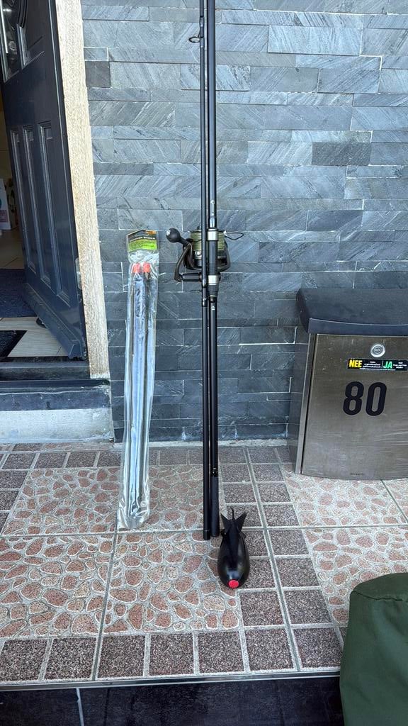 Fox Warrior S 12ft 5.5lb  Okuma X Spot Complete  Spod set !, Watersport en Boten, Hengelsport | Karpervissen, Ophalen of Verzenden