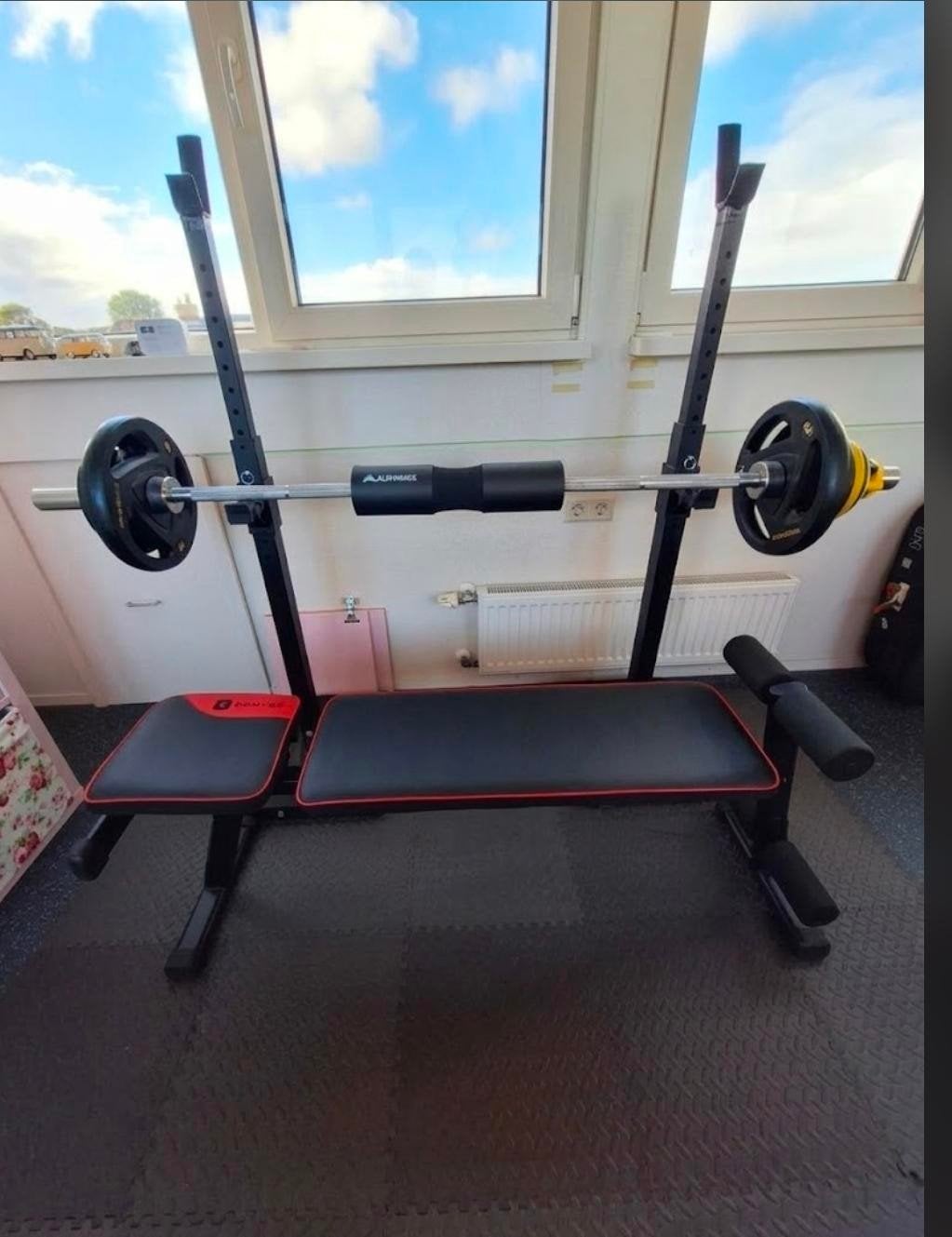 Halterbank, benchstation, halterbar en gewichten, Ophalen