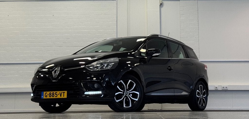 Renault Clio Estate 0.9 TCe Limited Trekhaak Clima Pack Comf, Voorwielaandrijving, 898 cc, Stof, Gebruikt