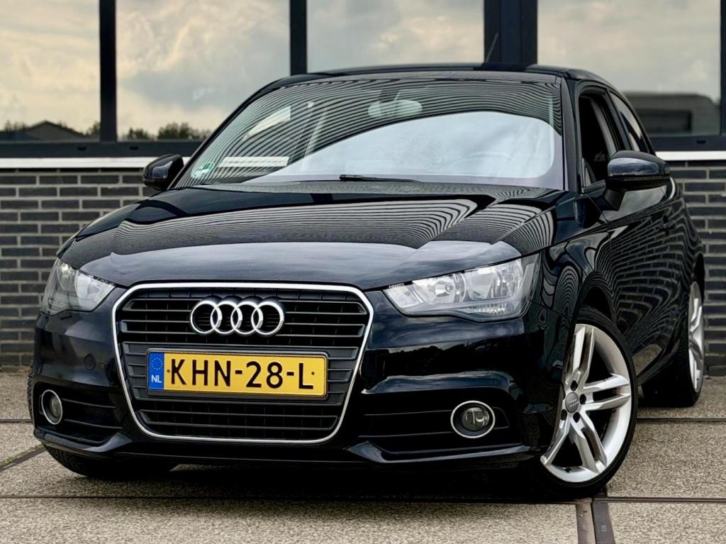 Audi A1 1.4 TFSI 119g.Am.PLB (bj 2011, semi-automaat), Euro 5, Stof, 4 cilinders, 4 stoelen