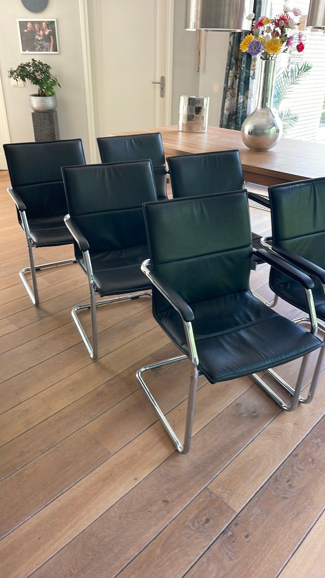 Zes echt leren zwarte sledestoelen. Als nieuw, Ophalen, Zwart, Leer, Zo goed als nieuw