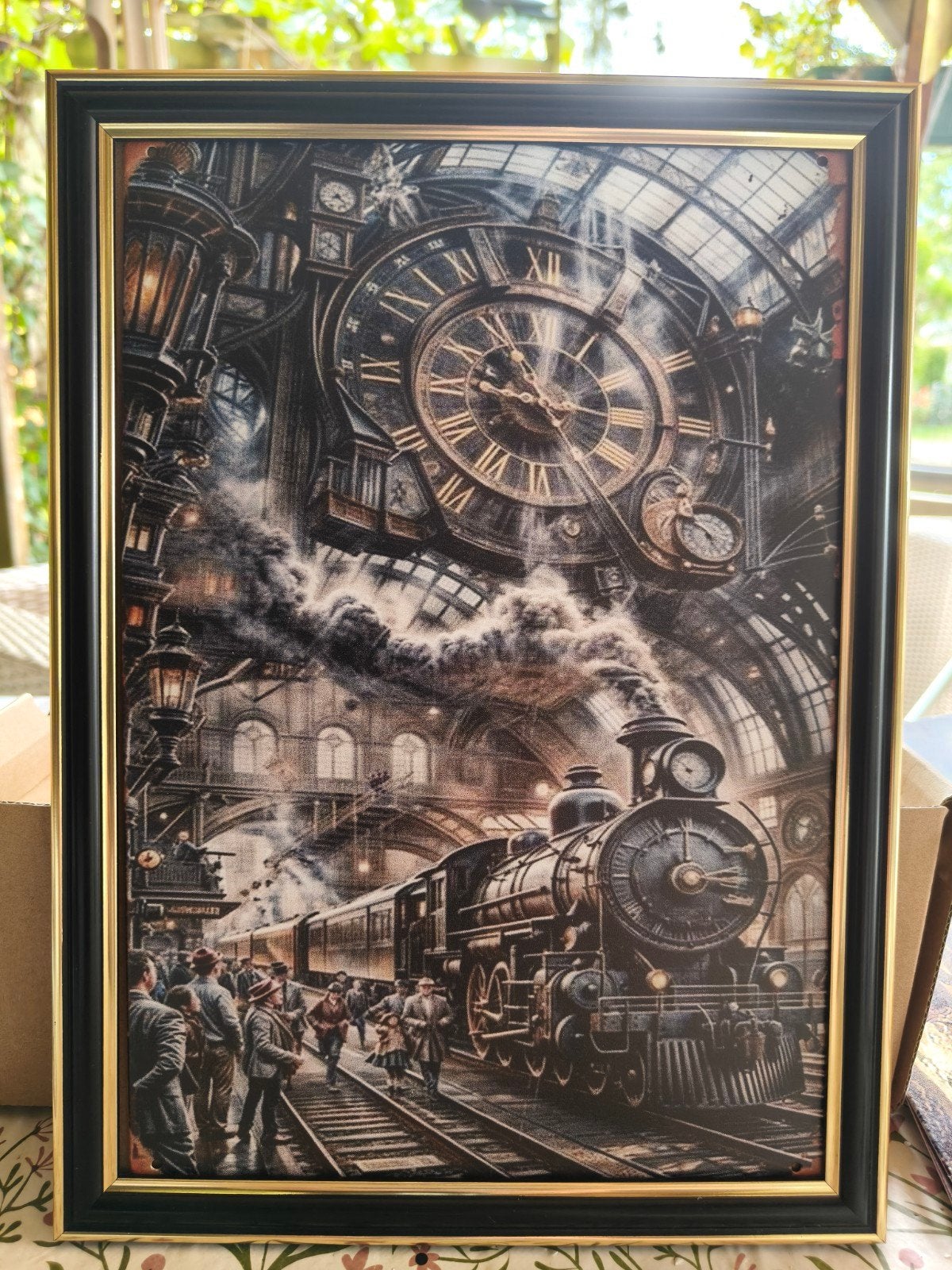 Steampunk Trein Station Klok Poster Ingelijst, Verzenden, Zo goed als nieuw, Trein