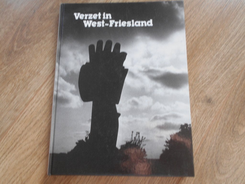 Jan van Baar Verzet in West-Friesland, Boeken, Ophalen of Verzenden, Tweede Wereldoorlog, Zo goed als nieuw, Overige onderwerpen