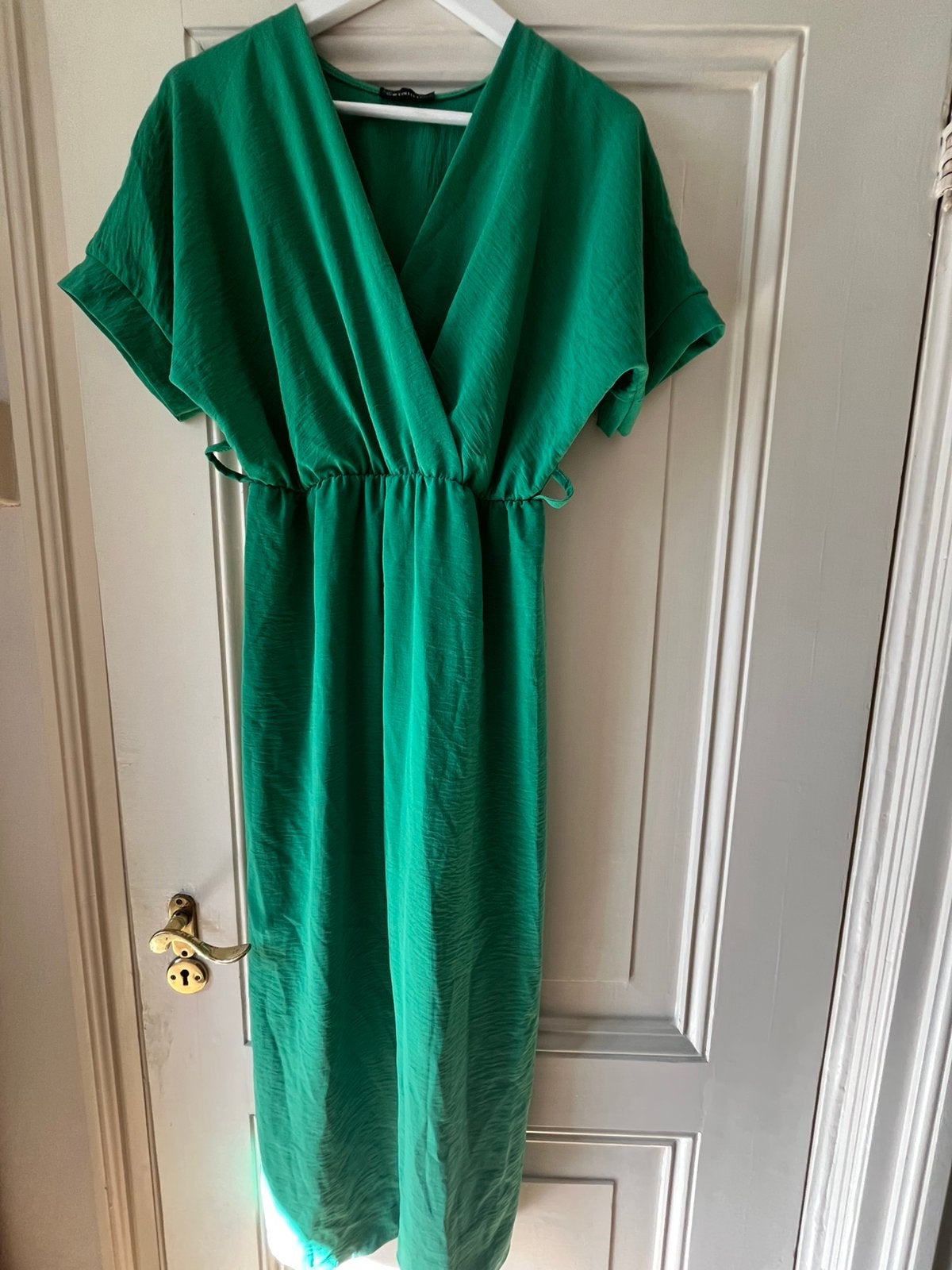 Groene Jumpsuit universele maat, Kleding | Dames, Jumpsuits, Ophalen of Verzenden, Gedragen, Maat 38/40 (M), Groen