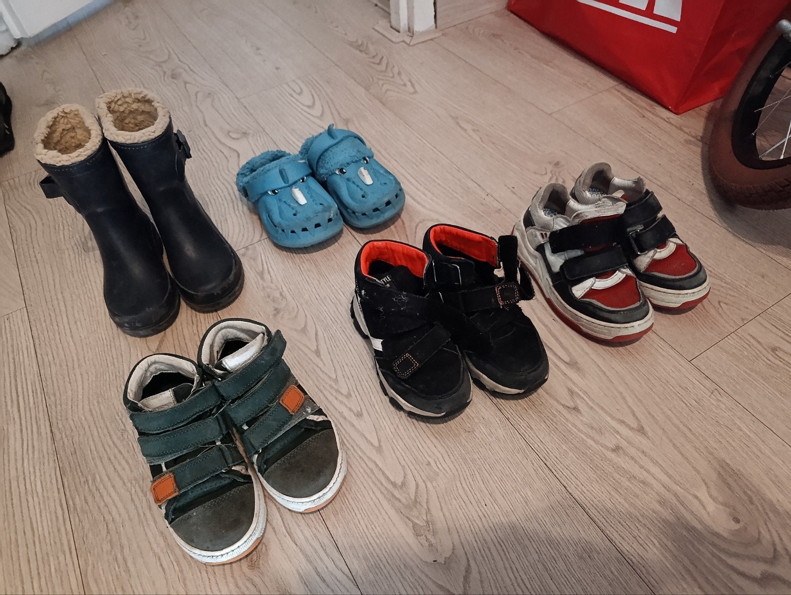 Diverse kinderschoenen en laarzen - maten 25 t/m 28, Kinderen en Baby's, Ophalen of Verzenden