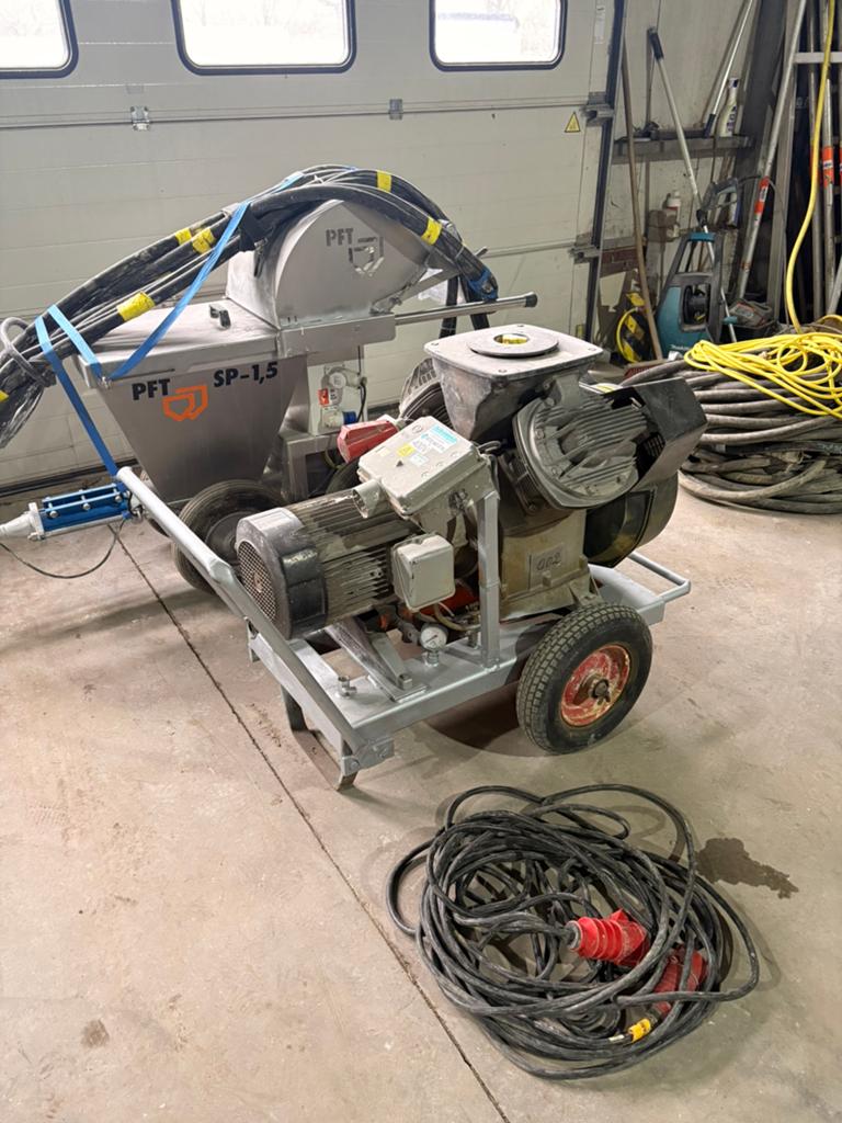 Spackspuit Pft sp1,5kw 230v / Sle75 compressor 380v, Ophalen, Gebruikt