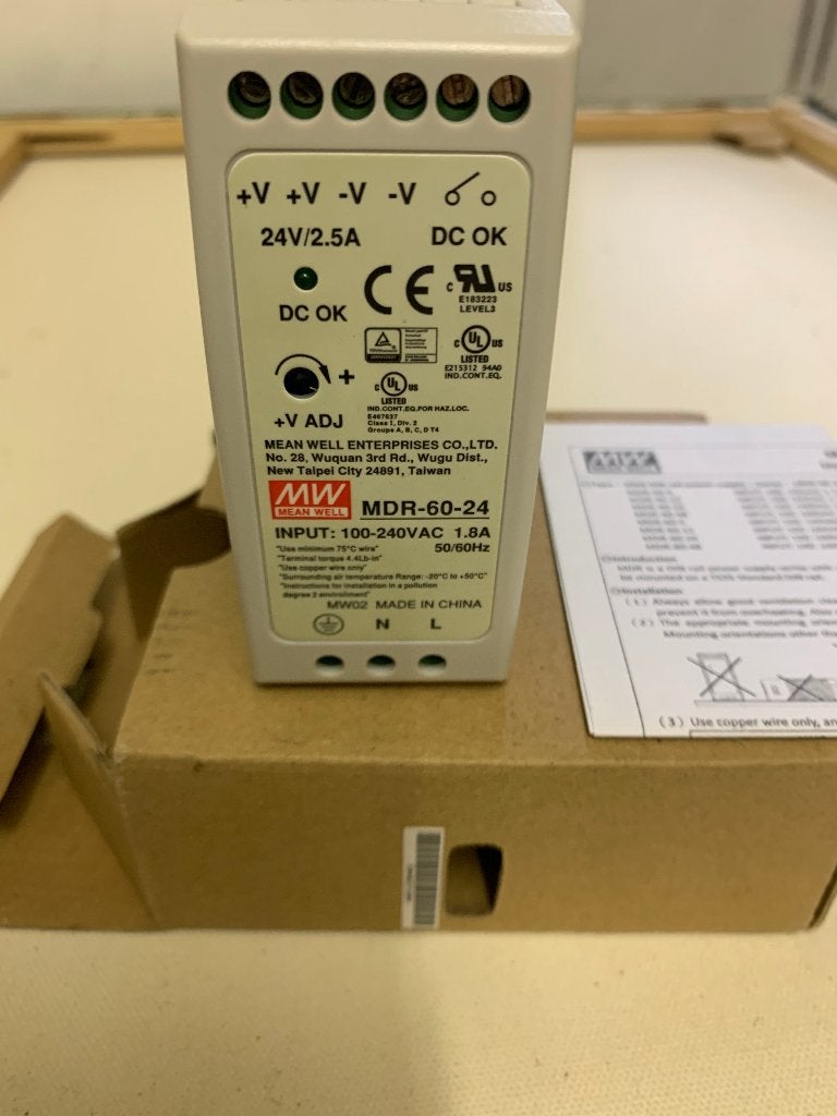 Meanwell voeding nieuw in doos MDR-60-24 24V-2,5A, Hobby en Vrije tijd, Elektronica-componenten, Ophalen of Verzenden, Nieuw