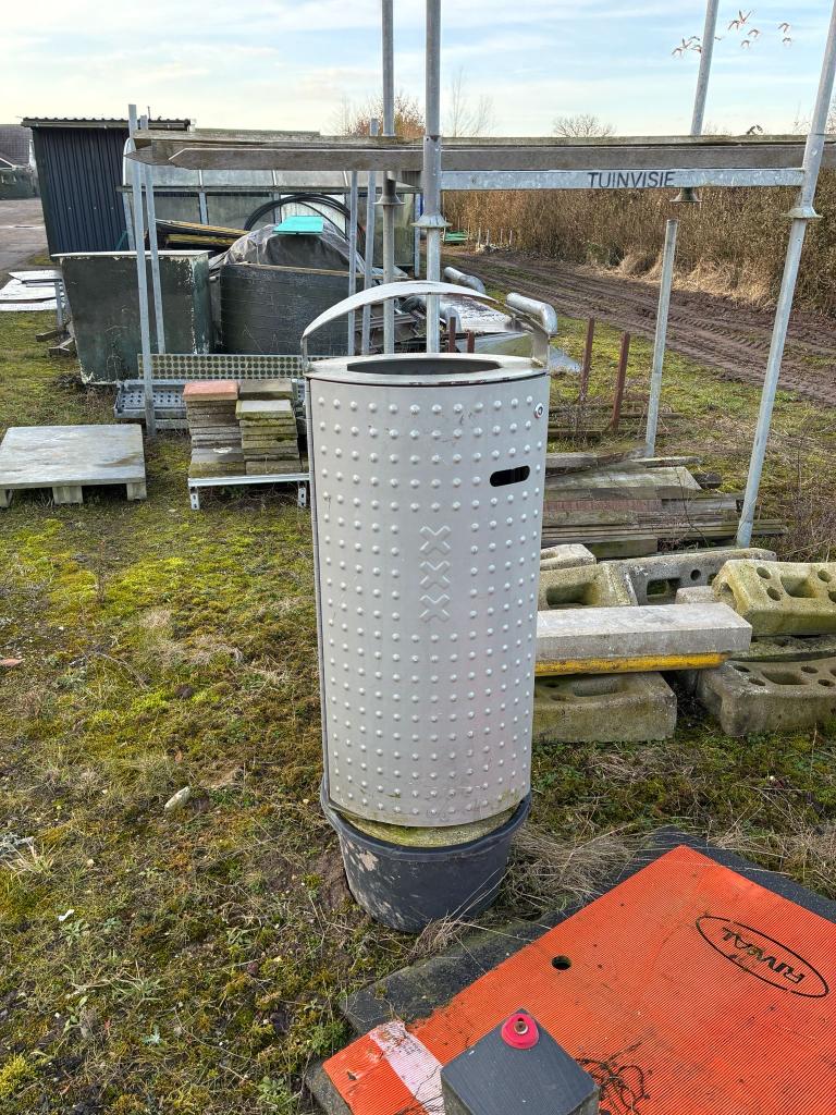 Vuilnisbak, 40 liter of meer, Ophalen, Minder dan 50 cm