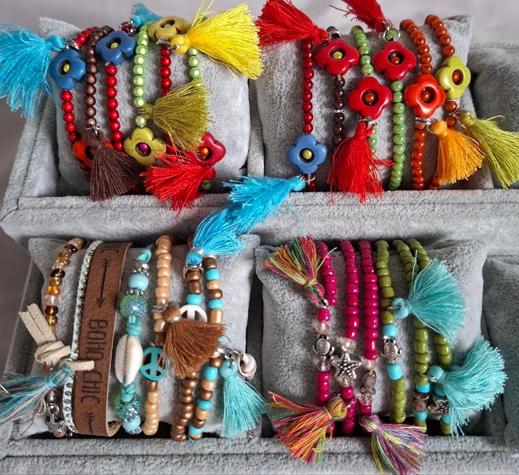 Ibiza stijl armbandjes partij van 24 stuks, Ophalen of Verzenden, Nieuw, Overige kleuren, Overige materialen