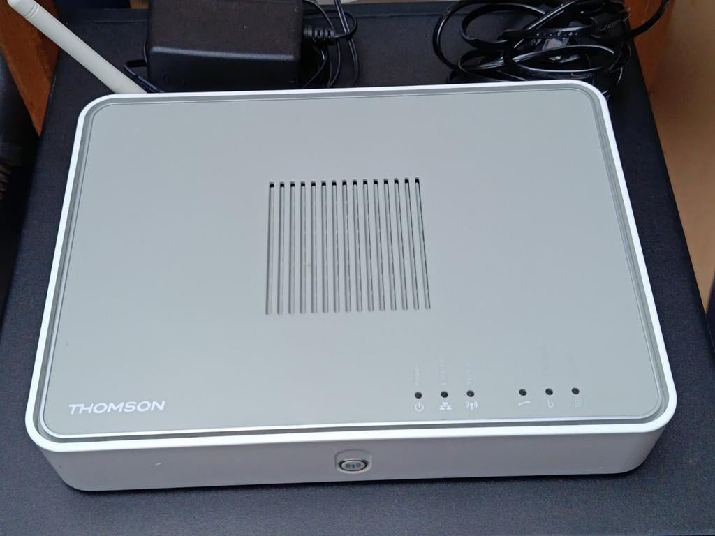 Thomson TG712 Router met Modem - Gebruikt, Ophalen of Verzenden, Gebruikt, Router met modem, Thomson