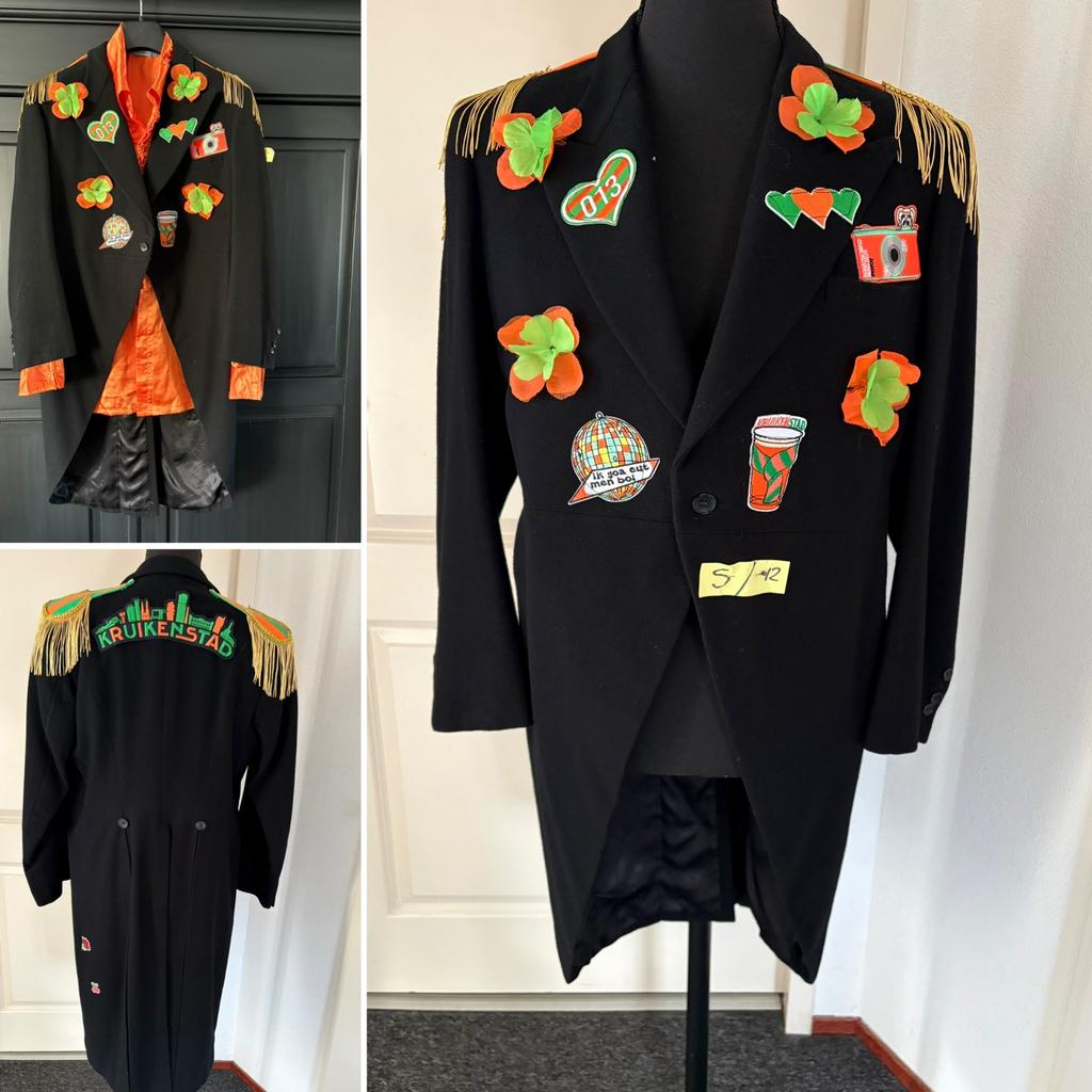 Kruikenstad Slipjas/jas maat S/M carnaval unisex emblemen, Kleding | Dames, Carnavalskleding en Feestkleding, Zo goed als nieuw