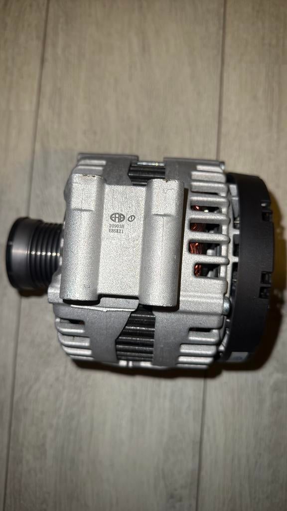 Dynamo bmw e90 NIEUW, Ophalen of Verzenden, Zo goed als nieuw